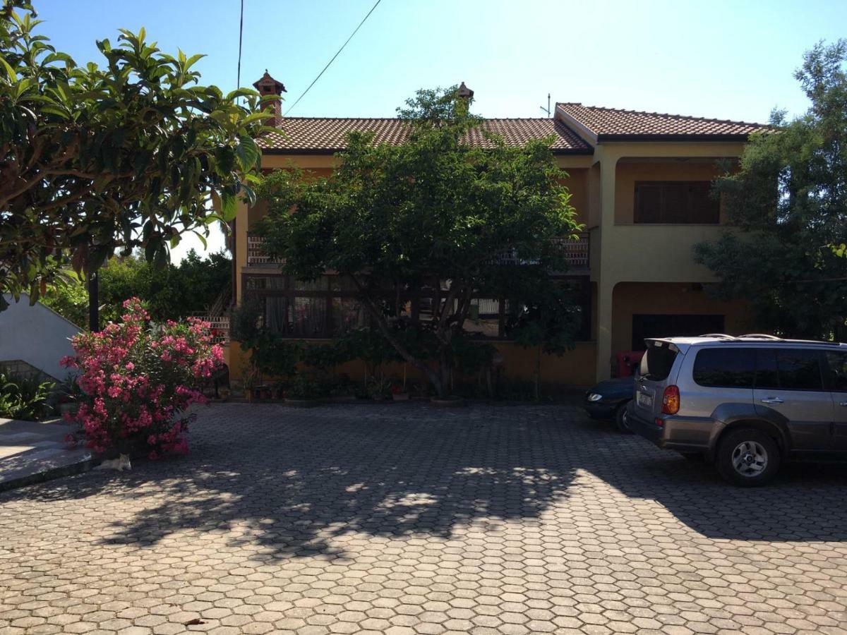 Tar-Vabriga Apartment Dalmatini מראה חיצוני תמונה